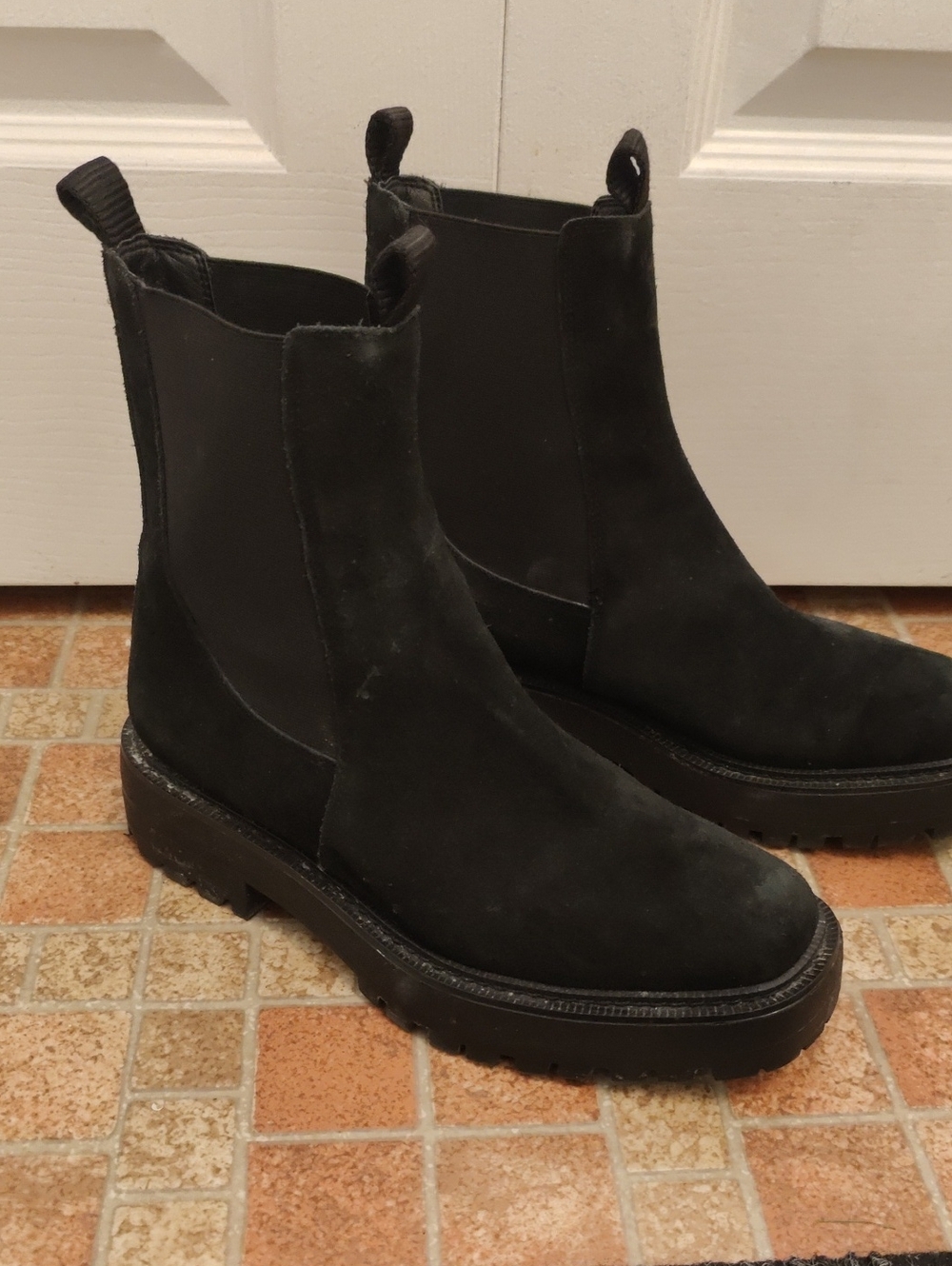 Sam Edelman Chelsea boots